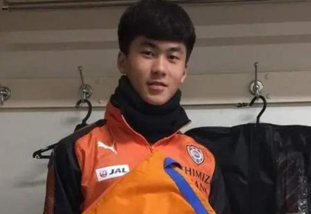 国产精品三级在线观看