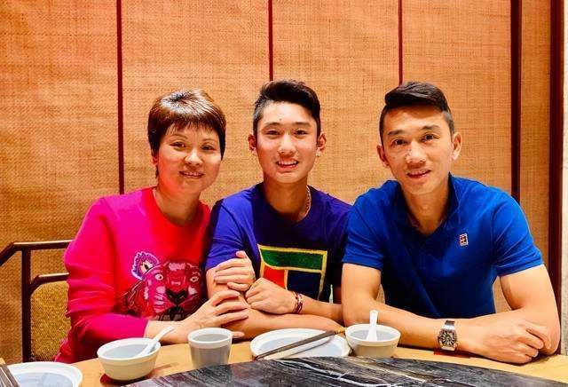 99999久爱视频在线观看